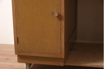 レトロ家具　昭和レトロ　昭和中期　様々な使い方ができるレトロモダンな両袖机(デスク、ワークデスク、サイドキャビネット、サイドチェスト、在宅用、在宅ワーク)(R-044289)