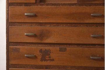レトロ家具　昭和レトロ　昭和中期　味わいたっぷりの引き戸付きチェスト(衣装タンス、引き出し)(R-044290)