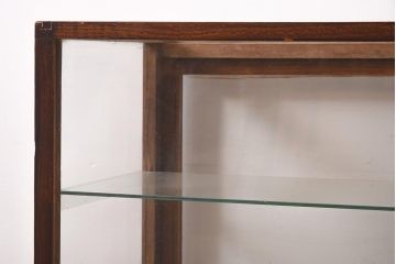 レトロ家具　昭和中期　レトロな雰囲気たっぷりのガラスケース(ショーケース、陳列棚)(R-044302)