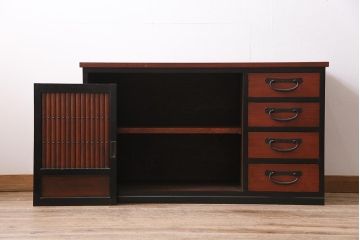 ラフジュ工房オリジナル　古建具リメイク　粋なコントラストが目を引く引き出し付きローボード(収納棚、戸棚、テレビ台、テレビボード)(R-044312)