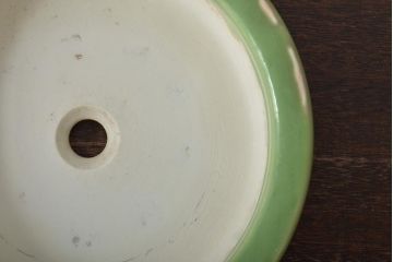 大正〜昭和初期　古い青磁植木鉢(彫刻、陽刻)(R-044326)
