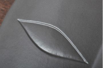 岡本太郎　太陽の顔　黒い太陽　大阪万博(共箱)(R-044332)