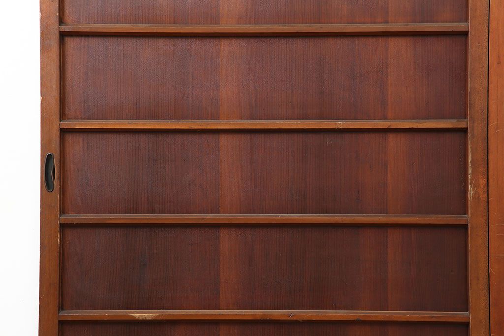 アンティーク建具　大正昭和初期　赤みがかった古い木の風合いが趣のある舞良戸2枚セット(板戸、引き戸)(R-044340)