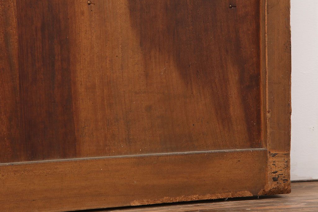 アンティーク建具　大正昭和初期　赤みがかった古い木の風合いが趣のある舞良戸2枚セット(板戸、引き戸)(R-044340)