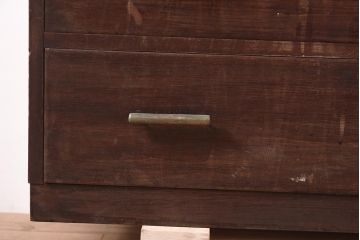 アンティーク家具　昭和初期　前面ケヤキ材　すっきりとした佇まいの和タンス(衣装箪笥、引き出し、チェスト)(R-044348)