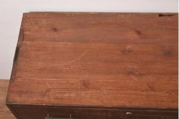 アンティーク家具　昭和初期　前面ケヤキ材　すっきりとした佇まいの和タンス(衣装箪笥、引き出し、チェスト)(R-044348)