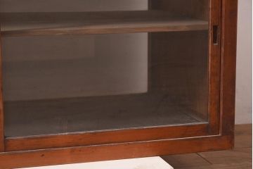 アンティーク家具　昭和初期　レトロでシンプルなデザインの木製ガラスケース(ショーケース、陳列棚、ガラス戸棚)(R-044349)