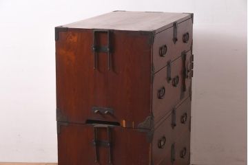 アンティーク家具　明治期　ヒノキ材　赤みがかった色合いが趣のある重ね箪笥(和箪笥、衣装箪笥、引き出し、チェスト)(R-044352)