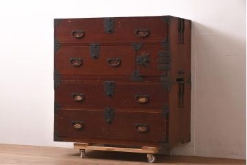 アンティーク家具　明治期　ヒノキ材　赤みがかった色合いが趣のある重ね箪笥(和箪笥、衣装箪笥、引き出し、チェスト)(R-044352)