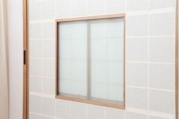 アンティーク建具　昭和初期　風情のある空間づくりにおすすめな引分猫間障子戸2枚セット(引き戸、建具)(R-044354)