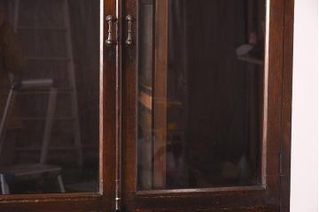 アンティーク家具　和製　昭和初期　大正ロマンな雰囲気漂う食器棚(キャビネット、収納棚、ガラス戸棚)(R-044357)