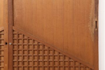 アンティーク建具　昭和中期　和モダンな空間演出におすすめな板戸2枚セット(引き戸、建具)(R-044363)