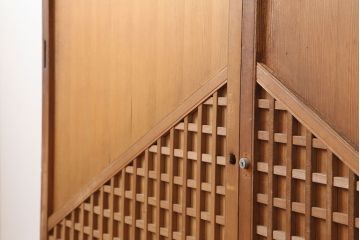 アンティーク建具　昭和中期　和モダンな空間演出におすすめな板戸2枚セット(引き戸、建具)(R-044363)