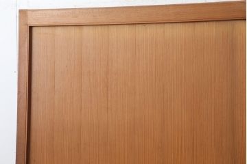 アンティーク建具　昭和中期　和モダンな空間演出におすすめな板戸2枚セット(引き戸、建具)(R-044363)