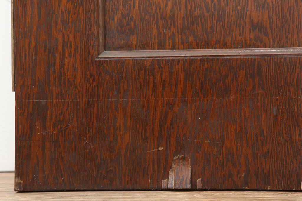 アンティーク建具　昭和初期　突き板仕上げ　独特な木目が目を引く木製ドア　(R-044365)