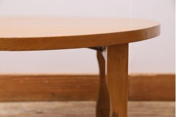 ビンテージ家具　昭和中期　タモ材　珍しいデザインのレトロな丸ちゃぶ台(座卓、折り畳みテーブル)(R-044376)