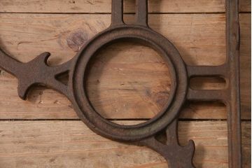 アンティーク雑貨　昭和初期　古い鉄製のおしゃれなアンティークステー(アイアンブラケット、棚受け、L金具)(R-044380)