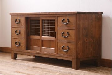 ラフジュ工房オリジナル　昭和中期　古建具リメイク　細かく繊細な格子戸が風情あるローボード(テレビボード、テレビ台、リビングボード)(R-044381)
