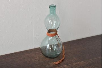 大正〜昭和初期　古い瓢箪型ガラス瓶(ひょうたん、硝子瓶、ビン)(R-044388)