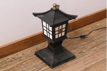 アンティーク照明　昭和期　リメイク　和の雰囲気づくりにおすすめの置き灯籠(灯篭、仏具)(R-044395)