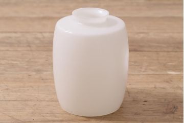 レトロ照明　昭和中期　シンプルで馴染みやすい筒型の吊り下げ照明(シェード、天井照明、ペンダントライト)(R-044398)