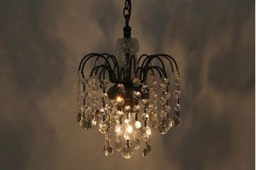 アンティーク照明　フランスアンティーク　シャビーな質感の小振りなシャンデリア(天井照明、吊り下げ照明)(R-044405)