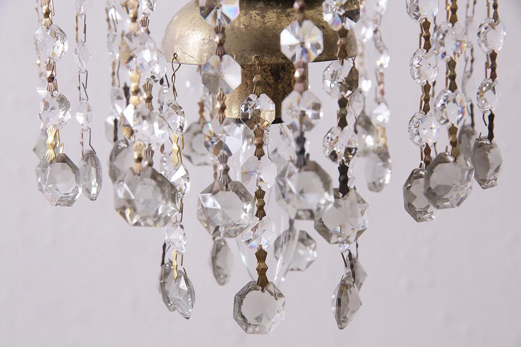 アンティーク照明　フランスアンティーク　シャビーな質感の小振りなシャンデリア(天井照明、吊り下げ照明)(R-044405)