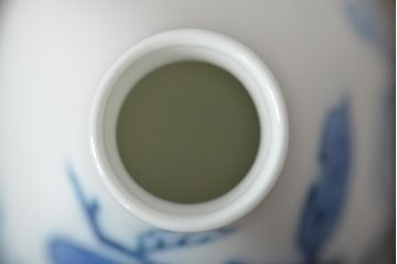 十三代　酒井田柿右衛門　染錦柿画　酒器(共箱、お猪口、徳利)(R-044414)