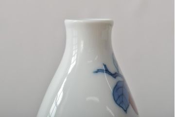 十三代　酒井田柿右衛門　染錦柿画　酒器(共箱、お猪口、徳利)(R-044414)