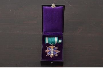 当時物　功五級金鵄勲章　略綬　共箱(旧日本軍)(R-044461)