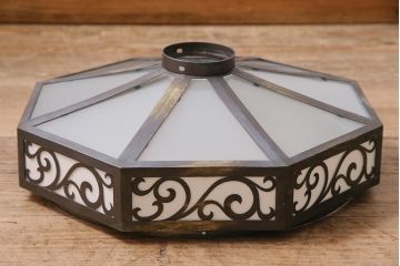 アンティーク照明　大正昭和初期　大正ロマン　八角形のシルエットがモダンな天井照明(シェード、吊り下げ照明)(R-44502)