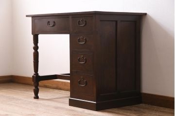 アンティーク家具　大正ロマン　ケヤキ材　挽き物脚が目を引くおしゃれな片袖机(片袖デスク、ワークデスク、在宅ワーク、在宅用)(R-044508)