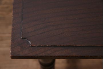アンティーク家具　大正ロマン　ケヤキ材　挽き物脚が目を引くおしゃれな片袖机(片袖デスク、ワークデスク、在宅ワーク、在宅用)(R-044508)