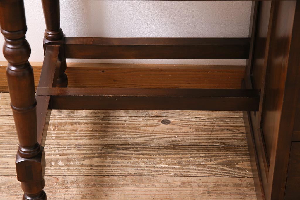 アンティーク家具　大正ロマン　ケヤキ材　挽き物脚が目を引くおしゃれな片袖机(片袖デスク、ワークデスク、在宅ワーク、在宅用)(R-044508)