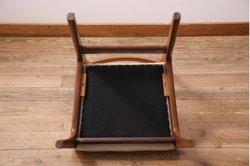 ヴィンテージ家具　北欧ビンテージ　G-PLAN(ジープラン)　チーク材　スタイリッシュなフォルムが魅力的なダイニングチェア(椅子、ラダーバックチェア)(R-044523)