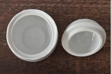 中古　ハンガリー　HOLLOHAZA(ホロハーザ)　Pannonia(パノニア)　シュガーポット　クリーマー　2点セット(ミルクジャー、洋食器)(R-044525)