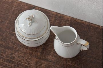 中古　ハンガリー　HOLLOHAZA(ホロハーザ)　Pannonia(パノニア)　シュガーポット　クリーマー　2点セット(ミルクジャー、洋食器)(R-044525)