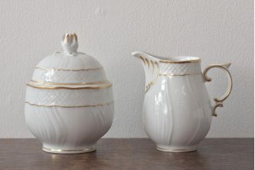 中古　ハンガリー　HOLLOHAZA(ホロハーザ)　Pannonia(パノニア)　シュガーポット　クリーマー　2点セット(ミルクジャー、洋食器)(R-044526)