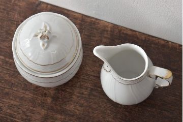 中古　ハンガリー　HOLLOHAZA(ホロハーザ)　Pannonia(パノニア)　シュガーポット　クリーマー　2点セット(ミルクジャー、洋食器)(R-044526)