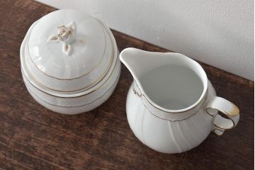 中古　ハンガリー　HOLLOHAZA(ホロハーザ)　Pannonia(パノニア)　シュガーポット　ミルクジャー　2点セット(クリーマー、洋食器)(R-044527)
