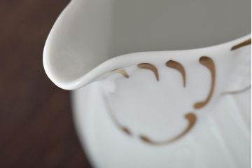 中古　ハンガリー　HOLLOHAZA(ホロハーザ)　Pannonia(パノニア)　シュガーポット　ミルクジャー　2点セット(クリーマー、洋食器)(R-044528)