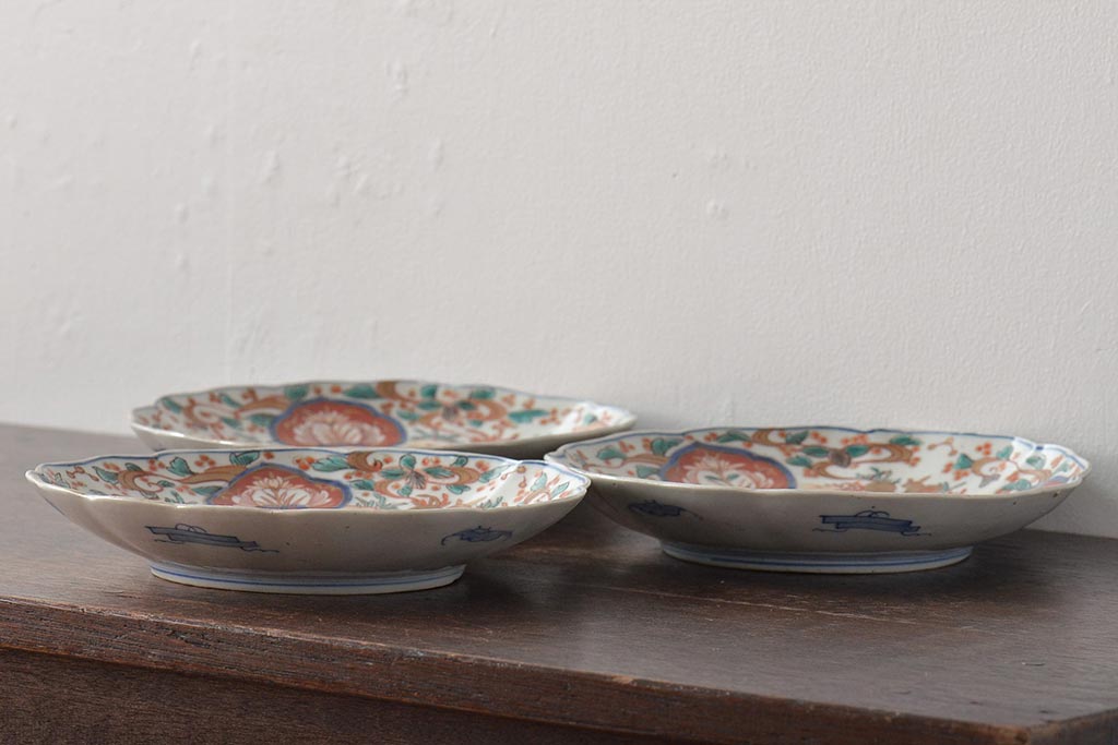 幕末〜明治　伊万里焼　色絵金彩兎図　7寸皿3枚(中皿)(R-044540)