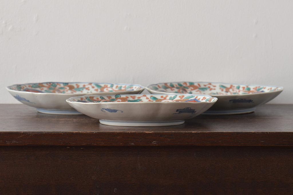 幕末〜明治　伊万里焼　色絵金彩兎図　7寸皿3枚(中皿)(R-044541)