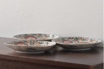 幕末〜明治　伊万里焼　色絵金彩兎図　7寸皿3枚(中皿)(R-044541)