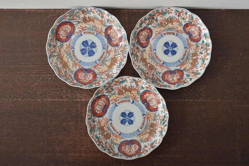 幕末〜明治　伊万里焼　色絵金彩兎図　7寸皿3枚(中皿)(R-044541)