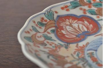 幕末〜明治　伊万里焼　色絵金彩兎図　7寸皿3枚(中皿)(R-044541)