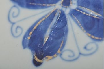 幕末〜明治　伊万里焼　色絵金彩兎図　7寸皿2枚(中皿)(R-044542)