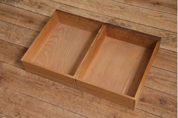 アンティーク家具　和製アンティーク　昭和初期　ヒノキ材　引き出し付き　レトロな雰囲気溢れる下駄箱(収納棚、戸棚)(R-044553)