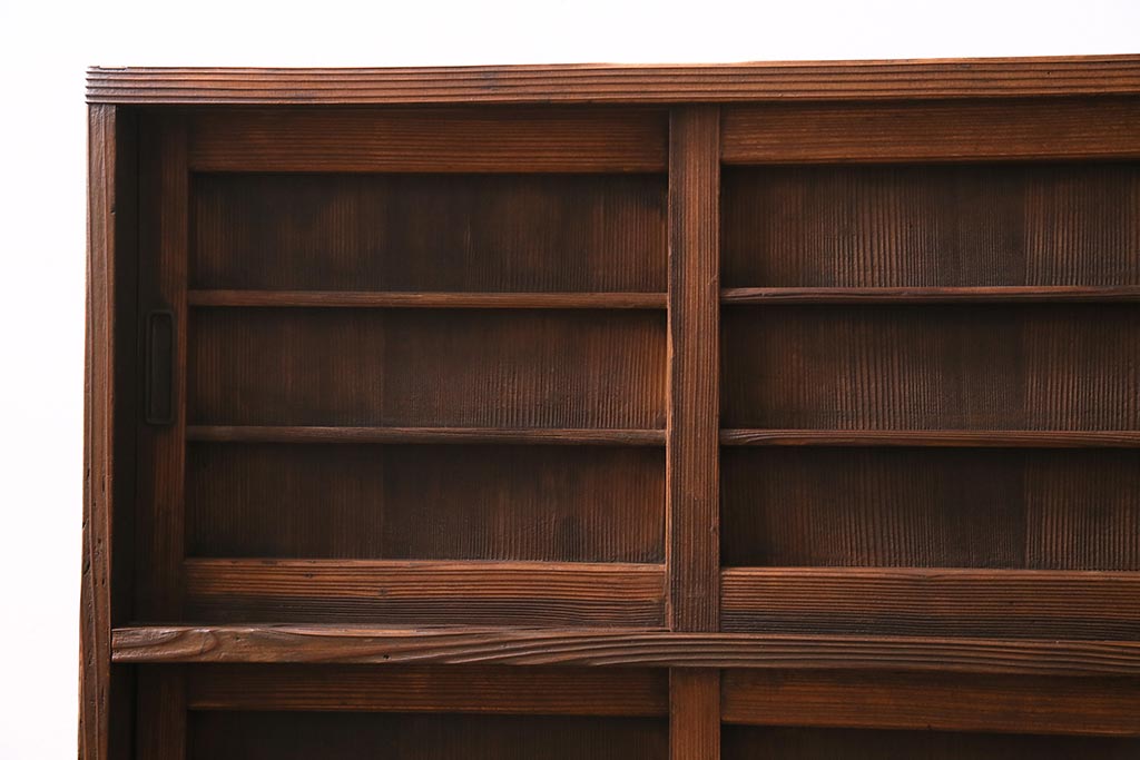 アンティーク家具　和製アンティーク　昭和初期　ヒノキ材　引き出し付き　レトロな雰囲気溢れる下駄箱(収納棚、戸棚)(R-044553)