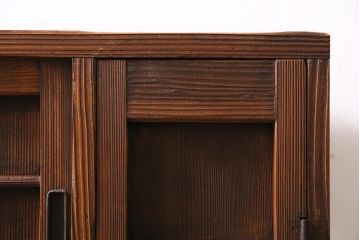 アンティーク家具　和製アンティーク　昭和初期　ヒノキ材　引き出し付き　レトロな雰囲気溢れる下駄箱(収納棚、戸棚)(R-044553)